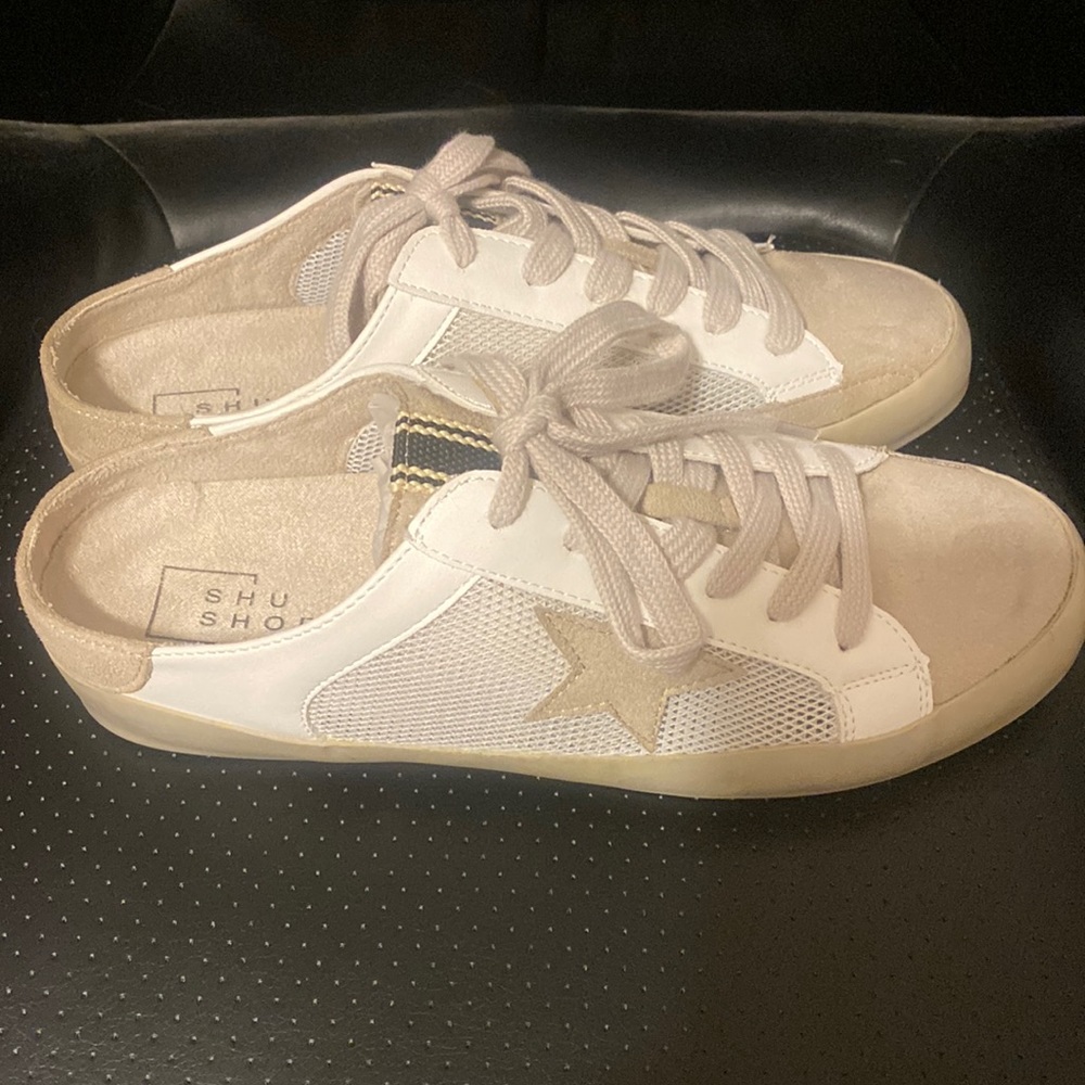 SHU SHOP SHOES DISTRESSED NEW